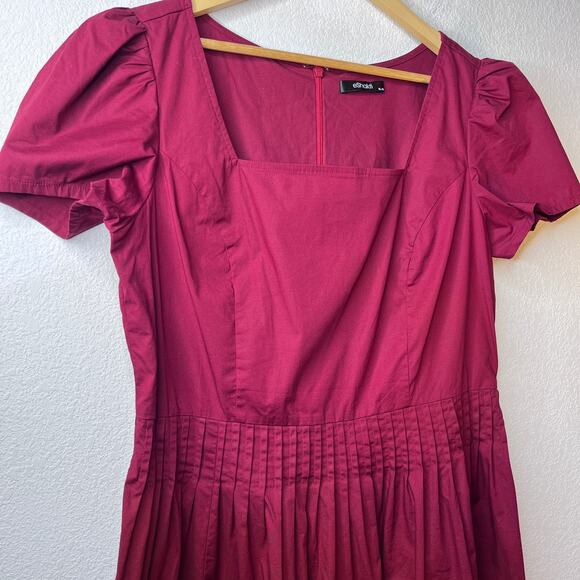 Women's Red Puff Sleeve Dress - Picture 2 of 6